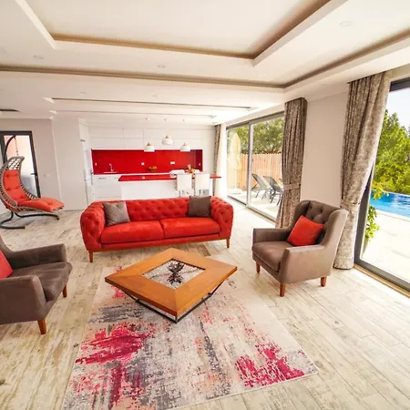 Zehra Queen Kalkan *